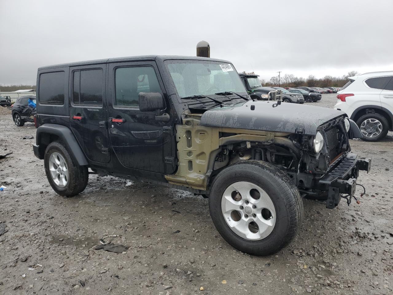 2017 JEEP WRANGLER U - Image 4