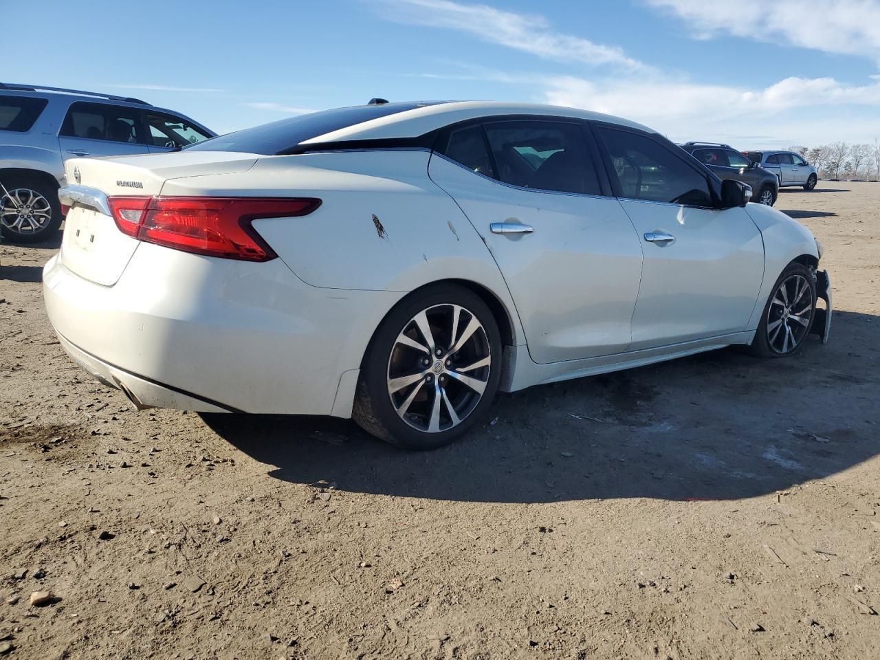 2017 NISSAN MAXIMA 3.5 - Фото 3
