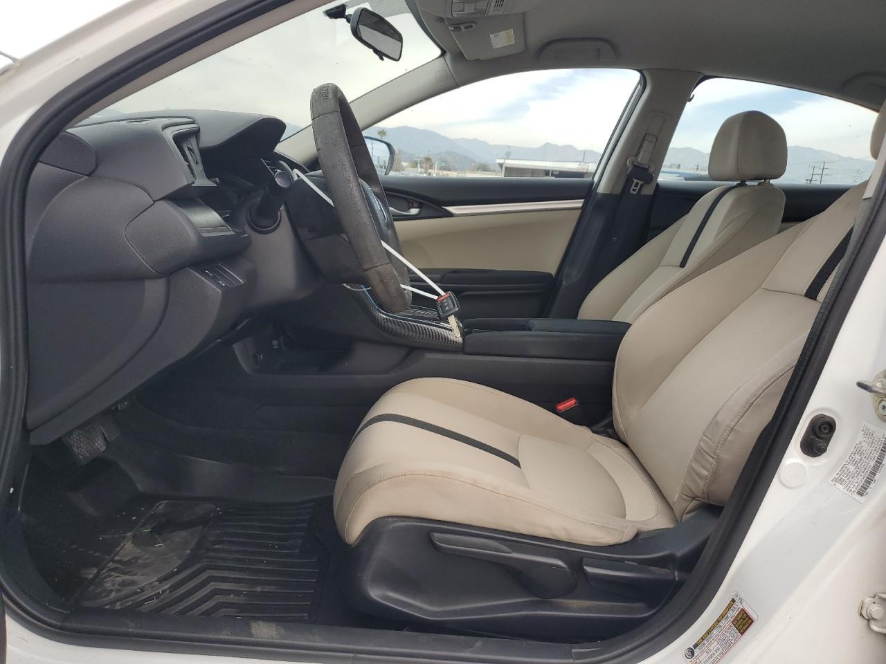 2016 HONDA CIVIC LX - Image 7