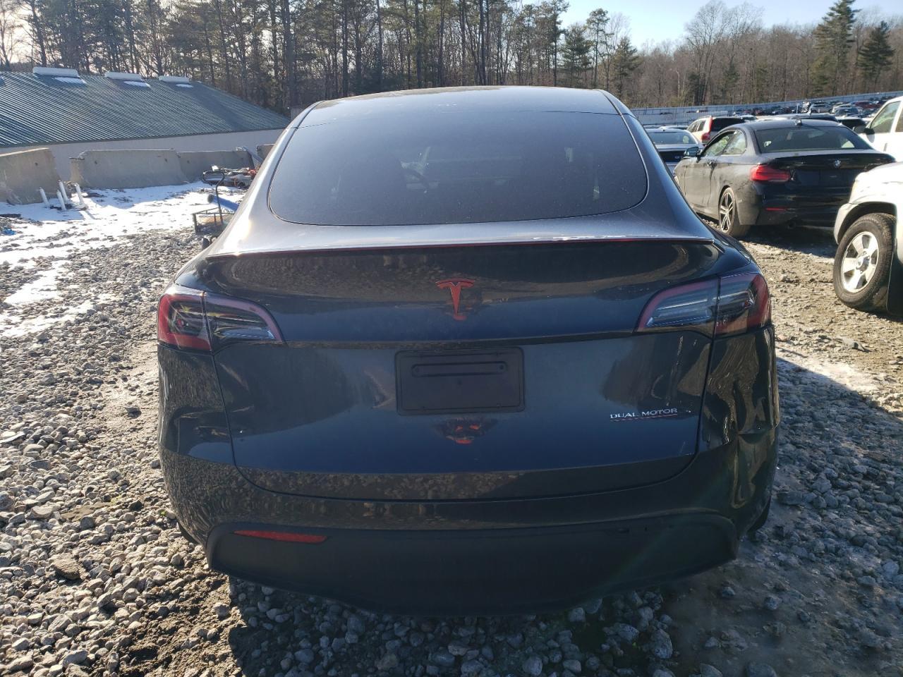 2024 TESLA MODEL Y - Image 6