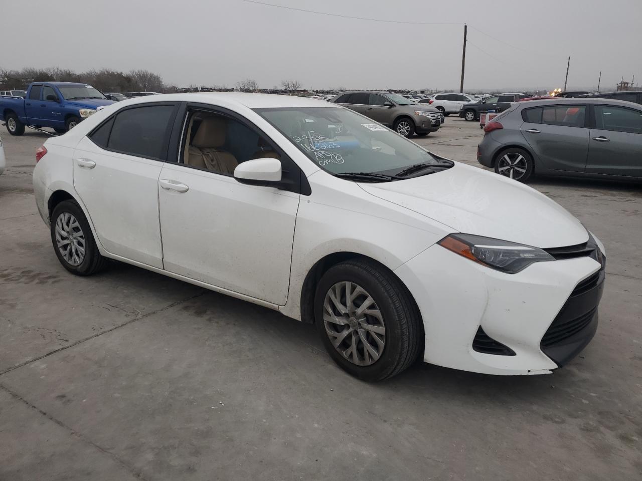 2018 TOYOTA COROLLA L - Image 4