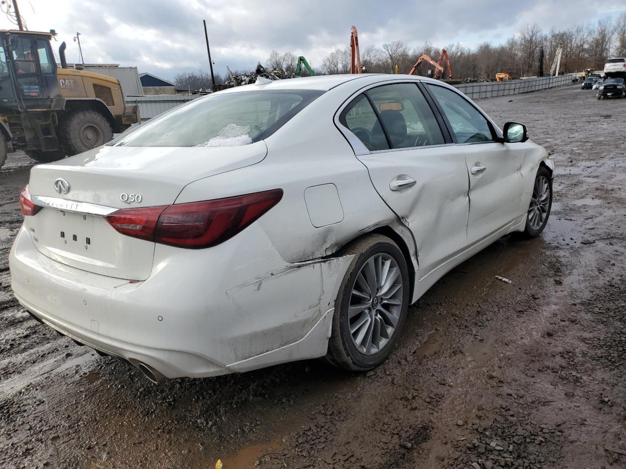 2022 INFINITI Q50 LUXE - Фото 3