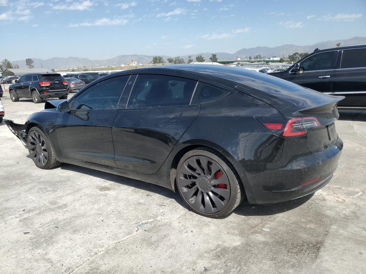 2021 TESLA MODEL 3 - Фото 2