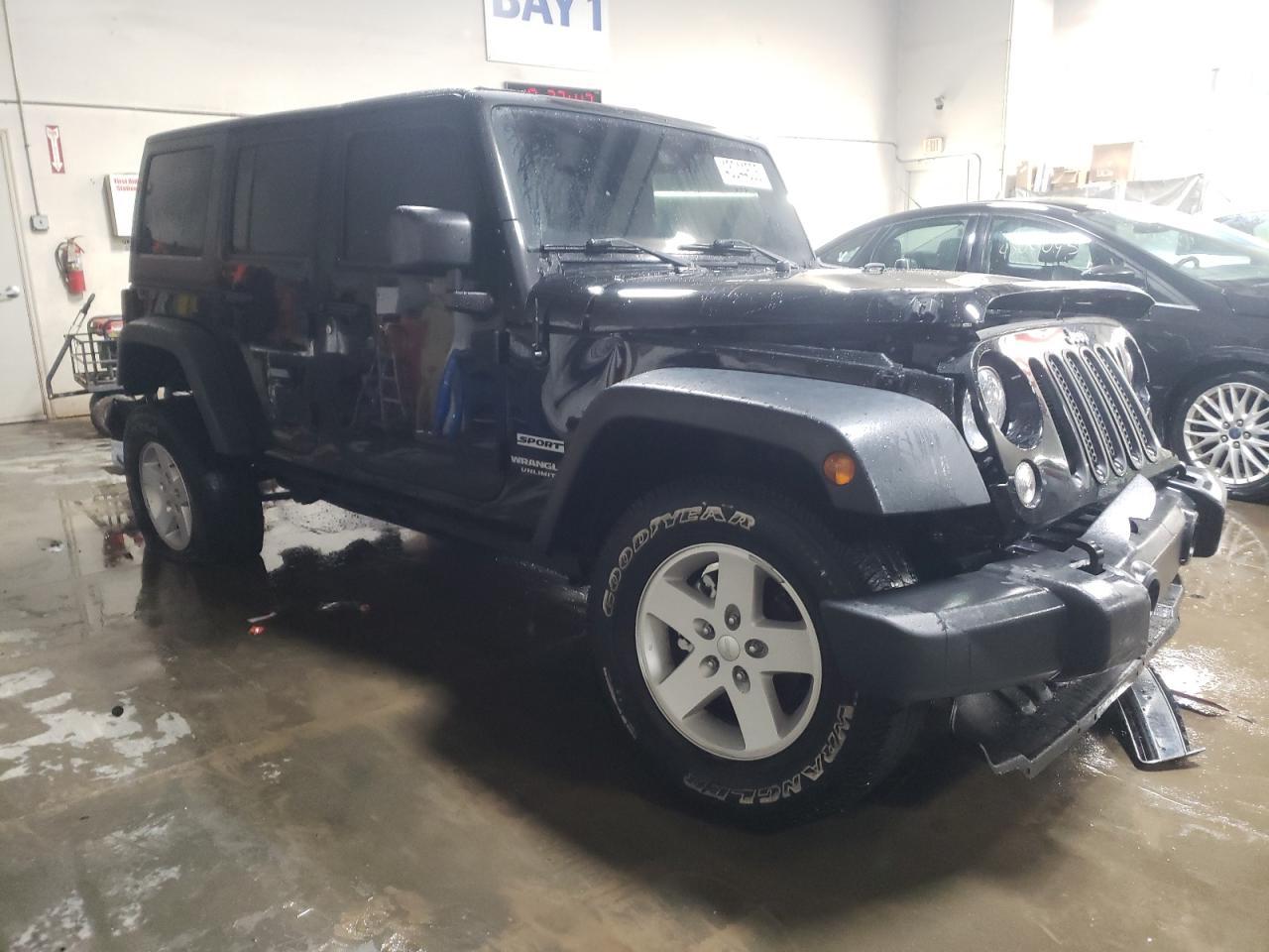 2017 JEEP WRANGLER U - Image 4