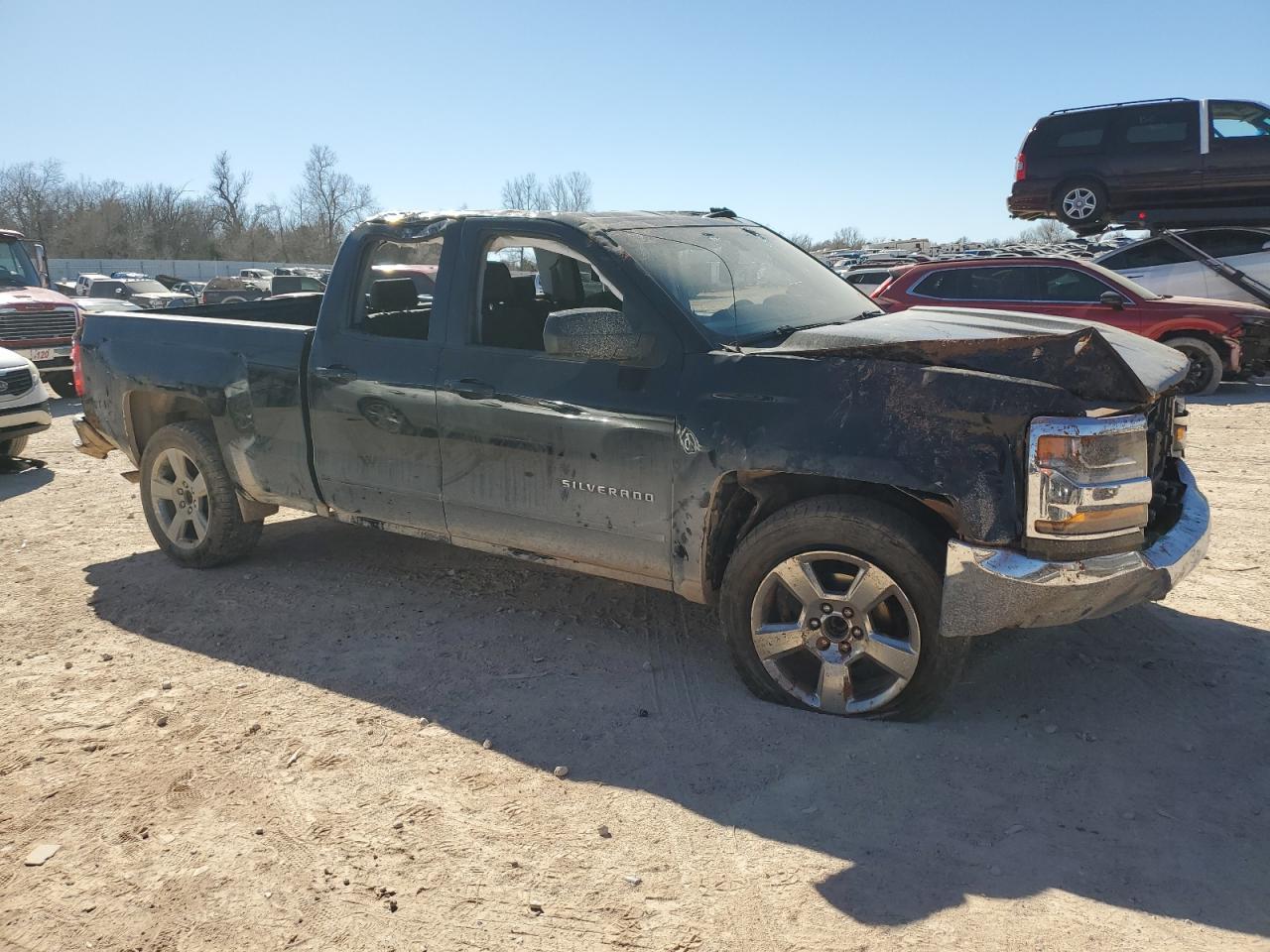 2017 CHEVROLET SILVERADO - Image 4