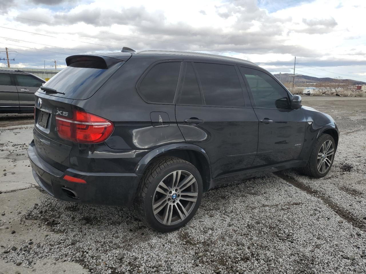 2013 BMW X5 XDRIVE3 - Image 3