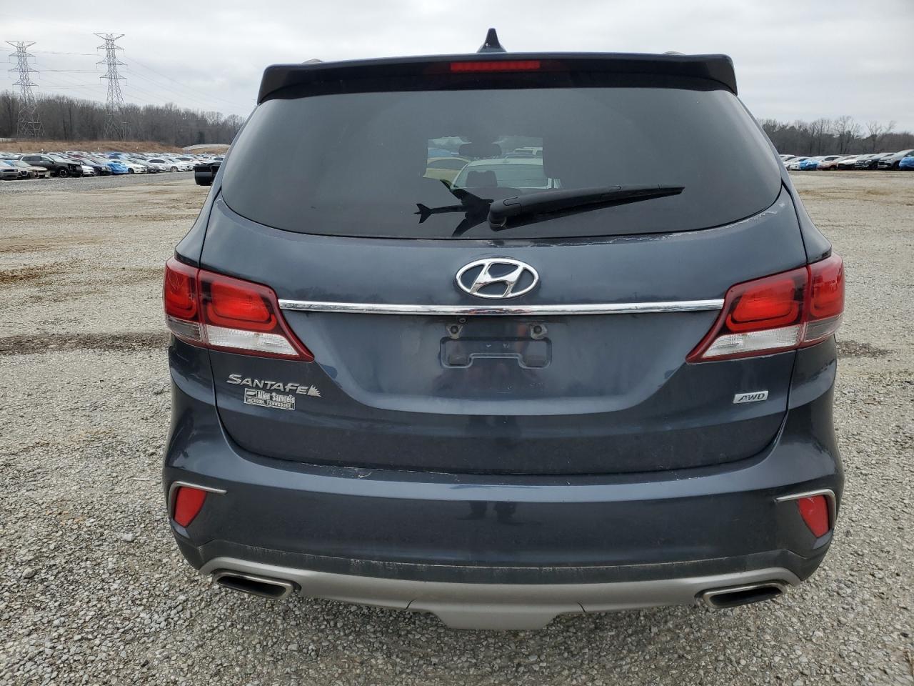2017 HYUNDAI SANTA FE S - Image 6