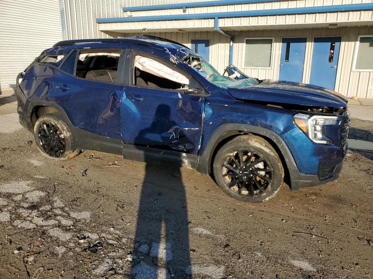 2023 GMC TERRAIN SL - Фото 4