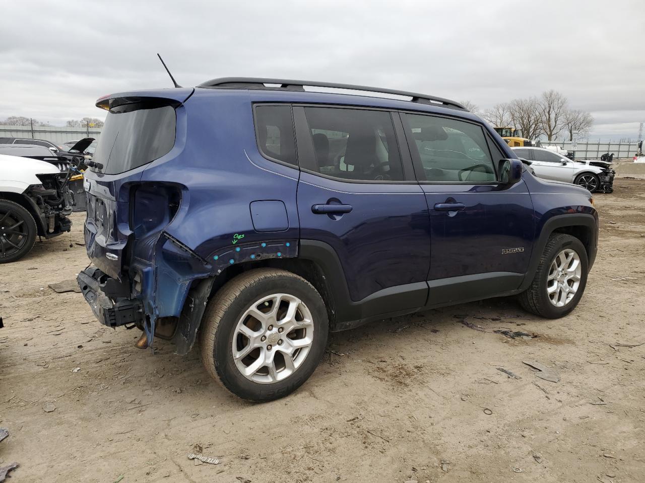 2016 JEEP RENEGADE L - Image 3