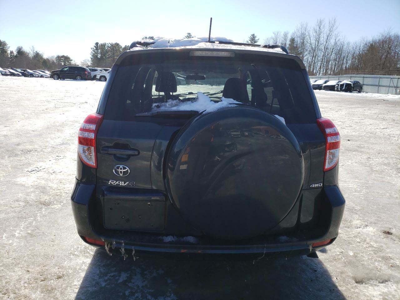 2011 TOYOTA RAV4 - Image 6