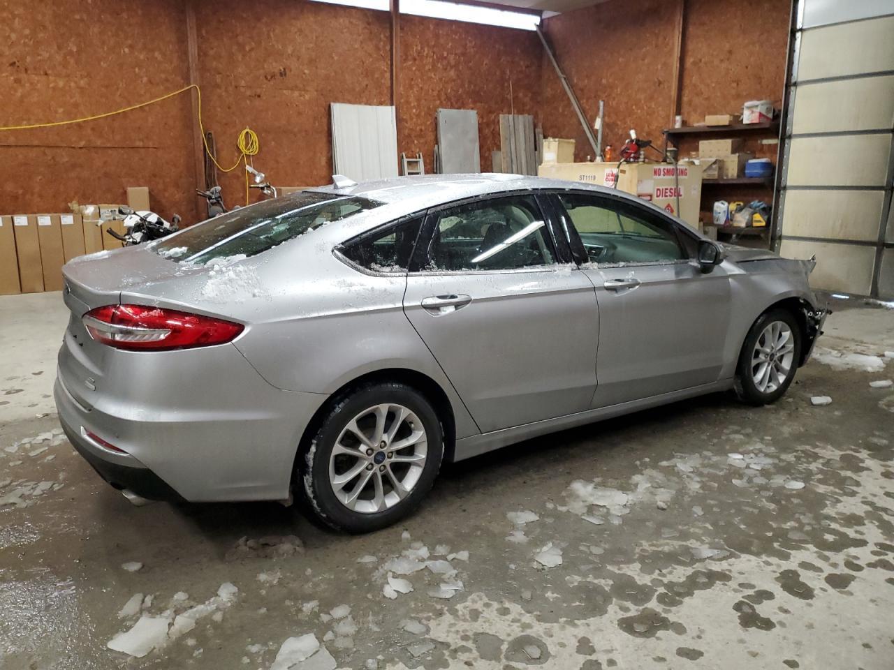 2020 FORD FUSION SE - Image 3