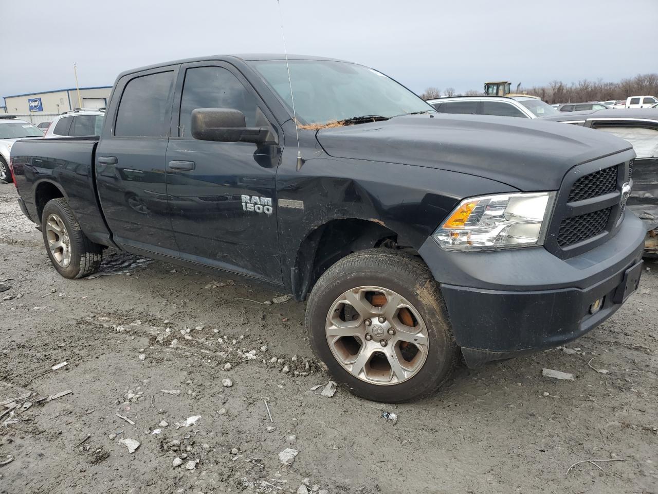 2015 RAM 1500 ST - Image 4