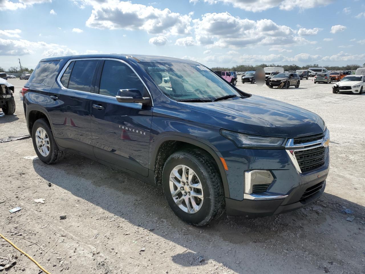 2023 CHEVROLET TRAVERSE L - Image 4
