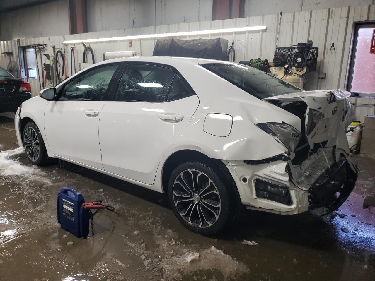 2015 TOYOTA COROLLA L - Фото 2