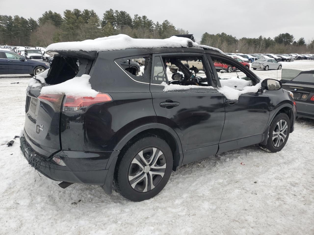 2016 TOYOTA RAV4 LE - Фото 3