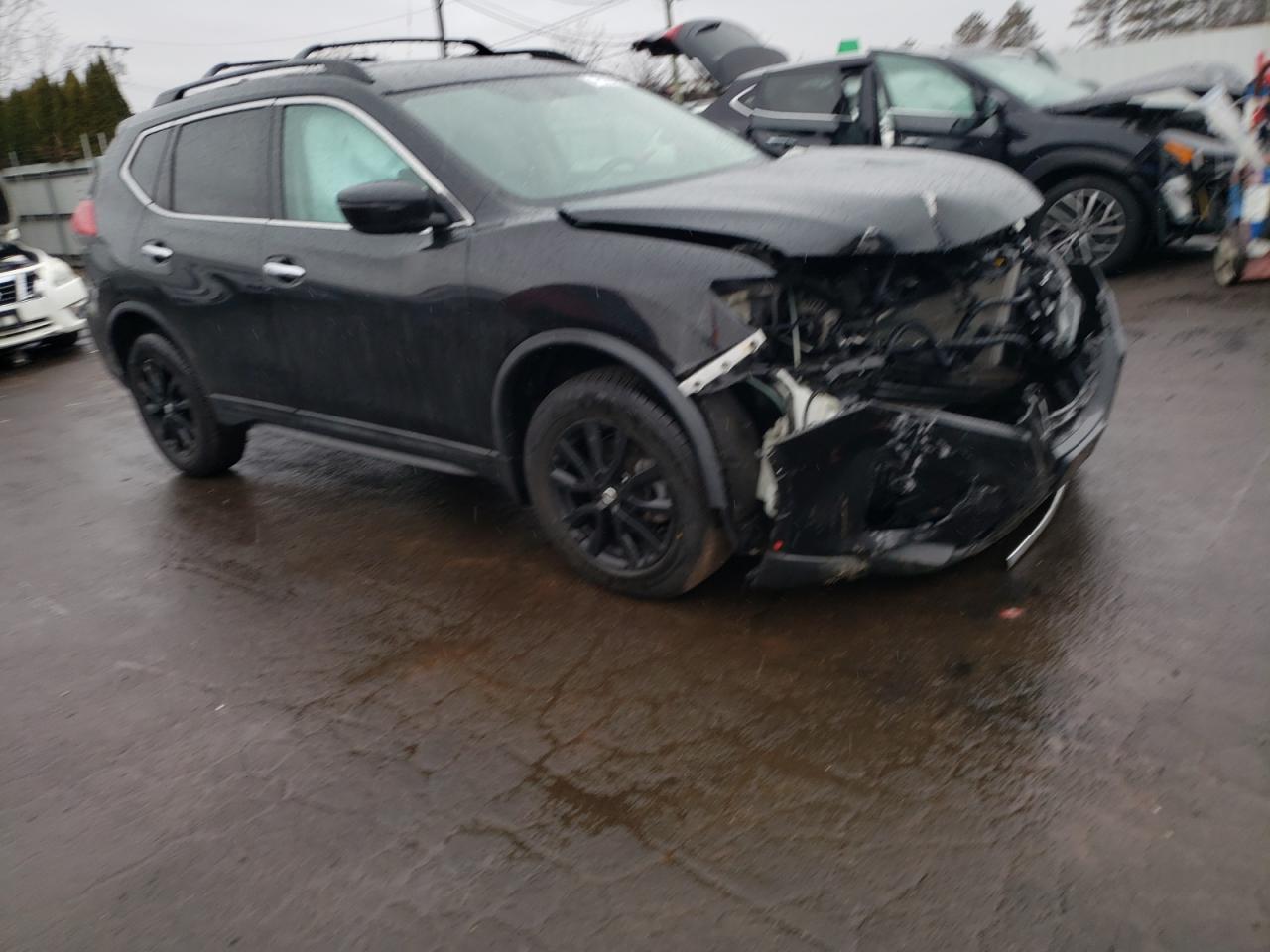 2017 NISSAN ROGUE SV - Фото 4