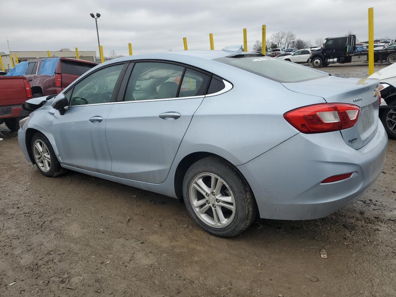 2017 CHEVROLET CRUZE LT - Image 2