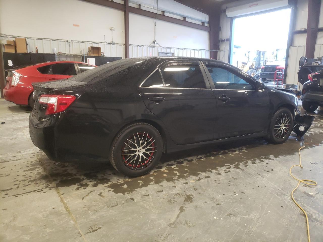 2014 TOYOTA CAMRY L - Image 3