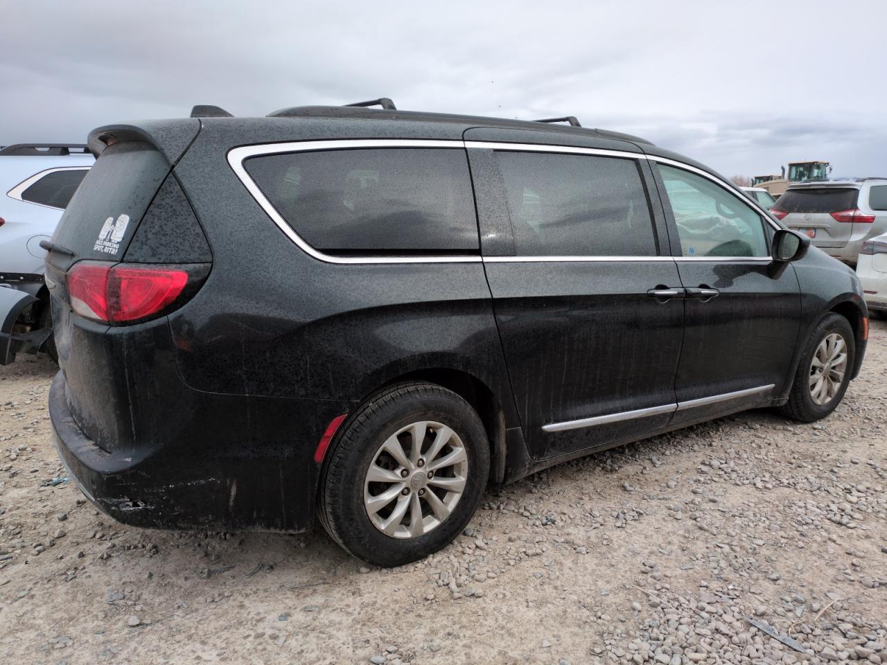 2017 CHRYSLER PACIFICA T - Image 3