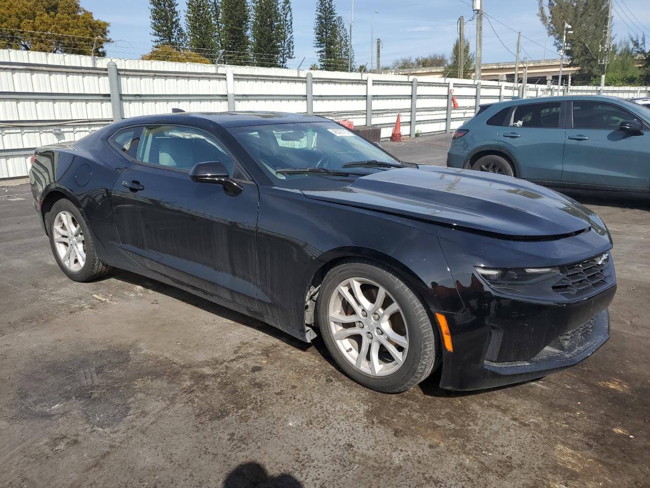 2020 CHEVROLET CAMARO LS - Фото 4