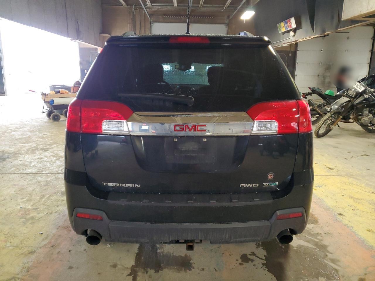 2012 GMC TERRAIN SL - Image 6