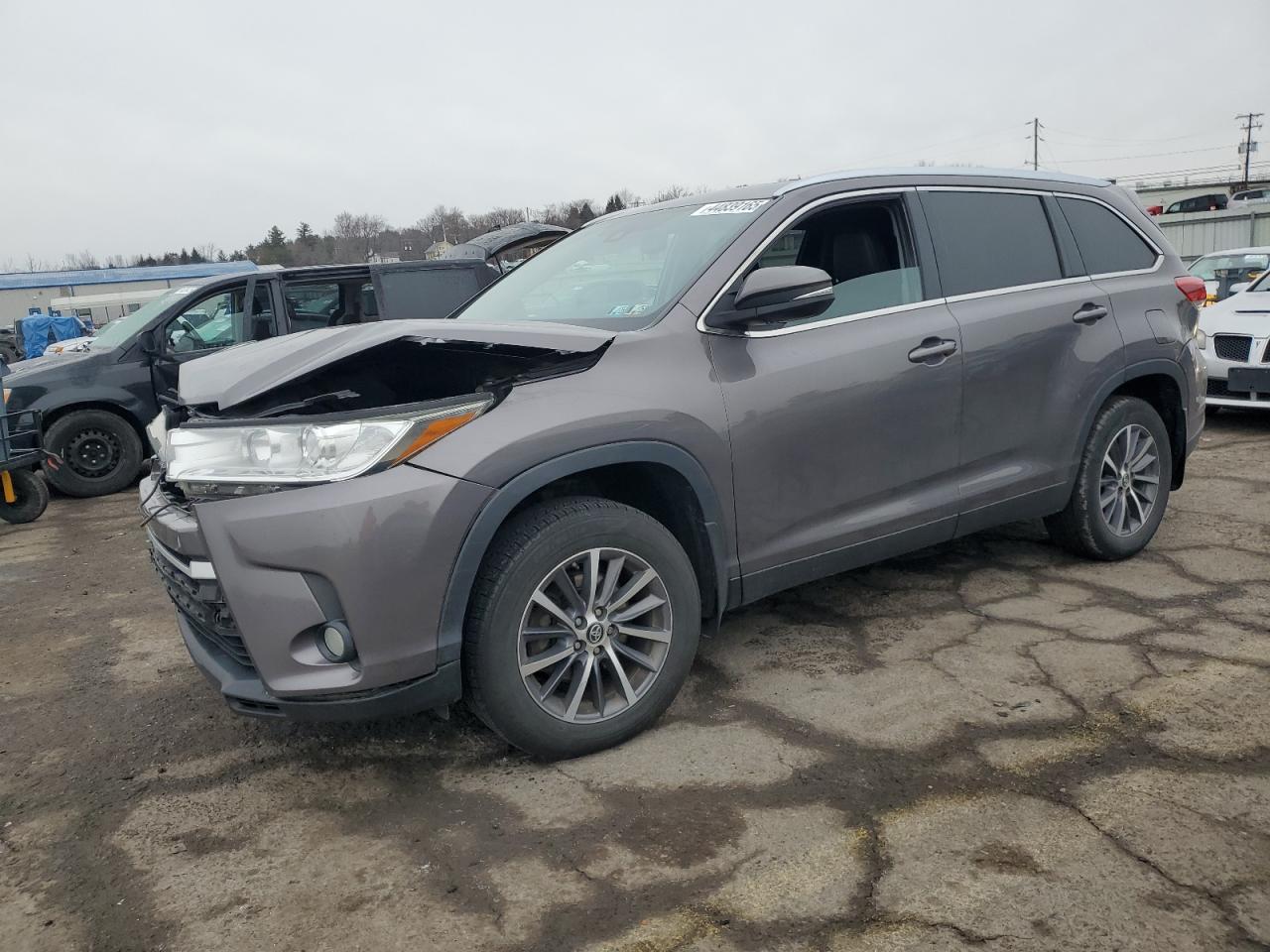 2019 TOYOTA HIGHLANDER