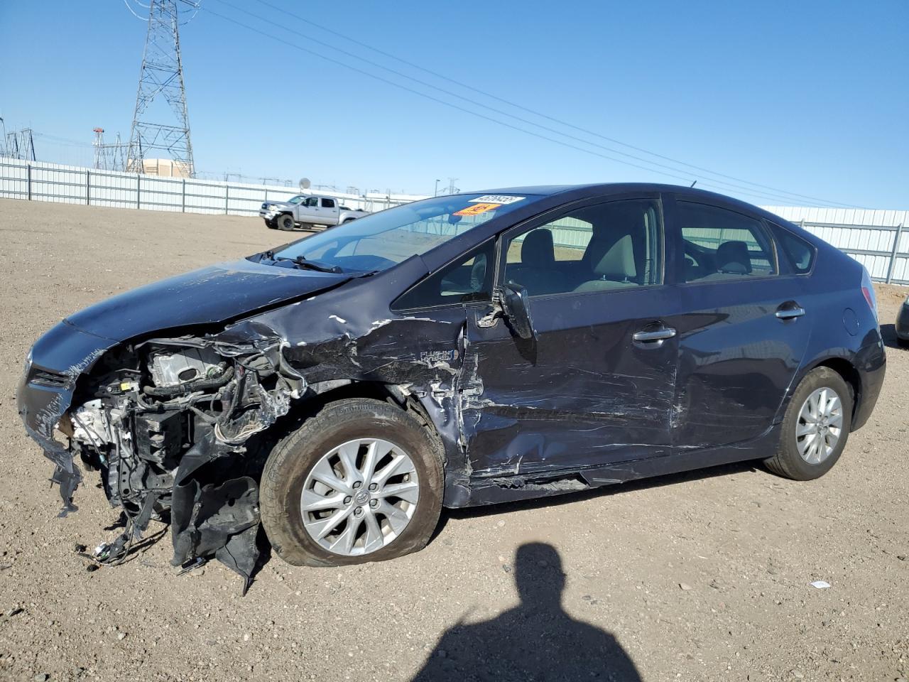 2014 TOYOTA PRIUS PLUG