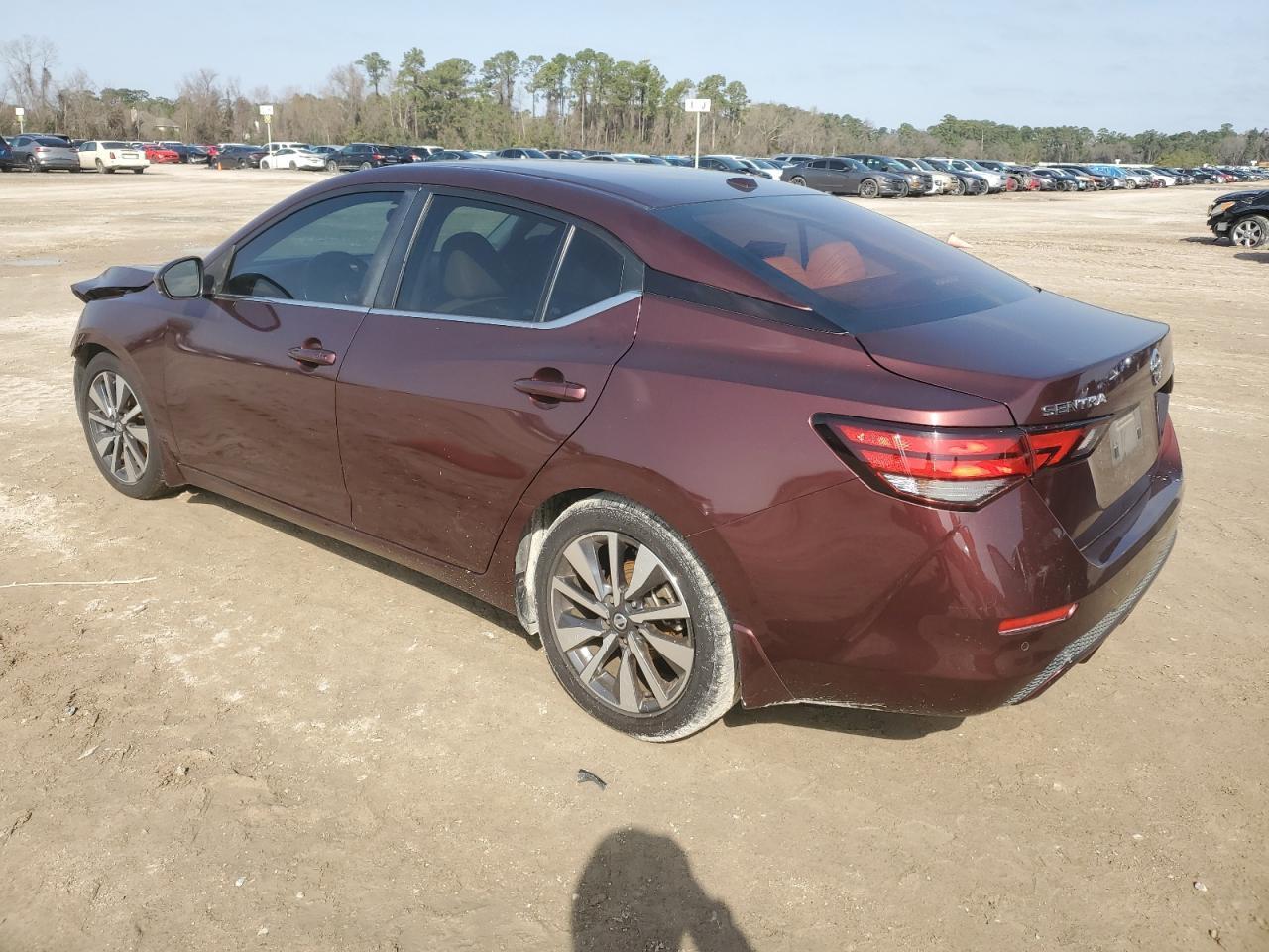 2020 NISSAN SENTRA SV - Фото 2