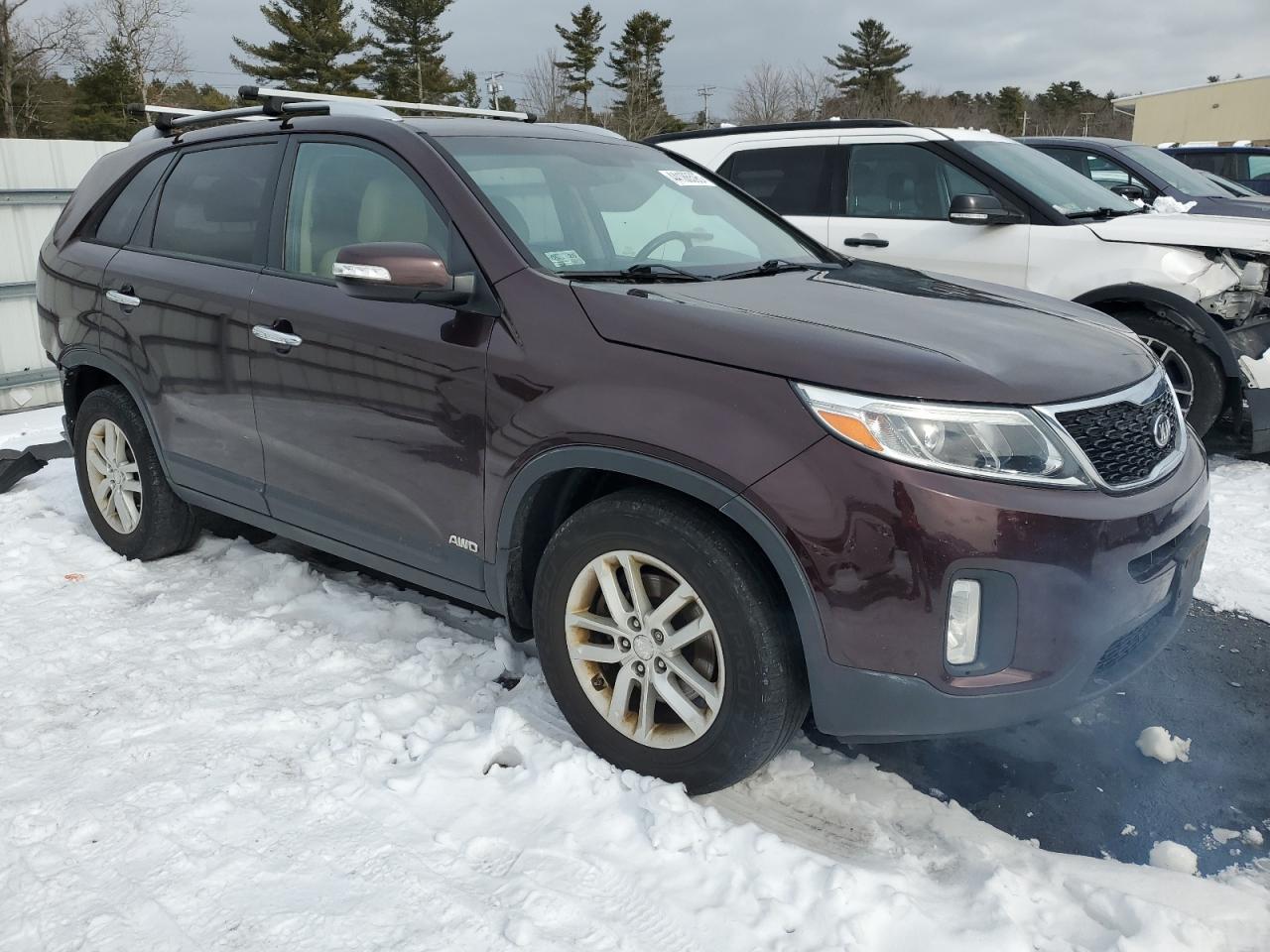 2014 KIA SORENTO LX - Image 4