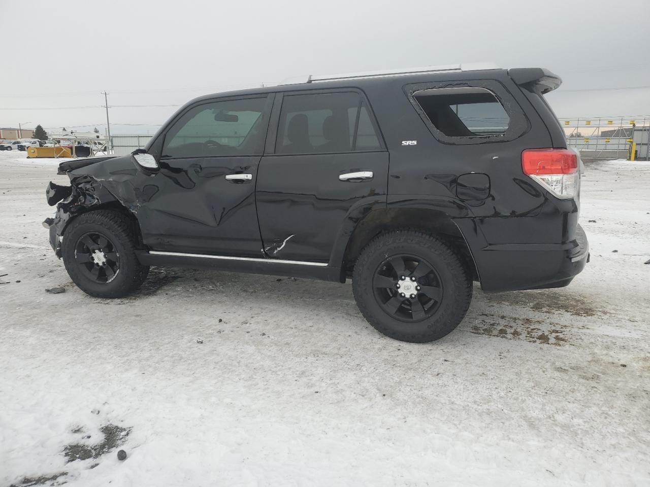2011 TOYOTA 4RUNNER SR - Image 2