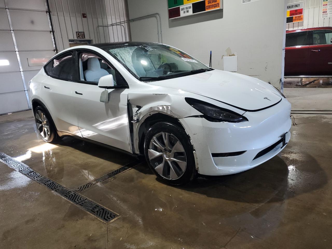 2023 TESLA MODEL Y - Фото 4