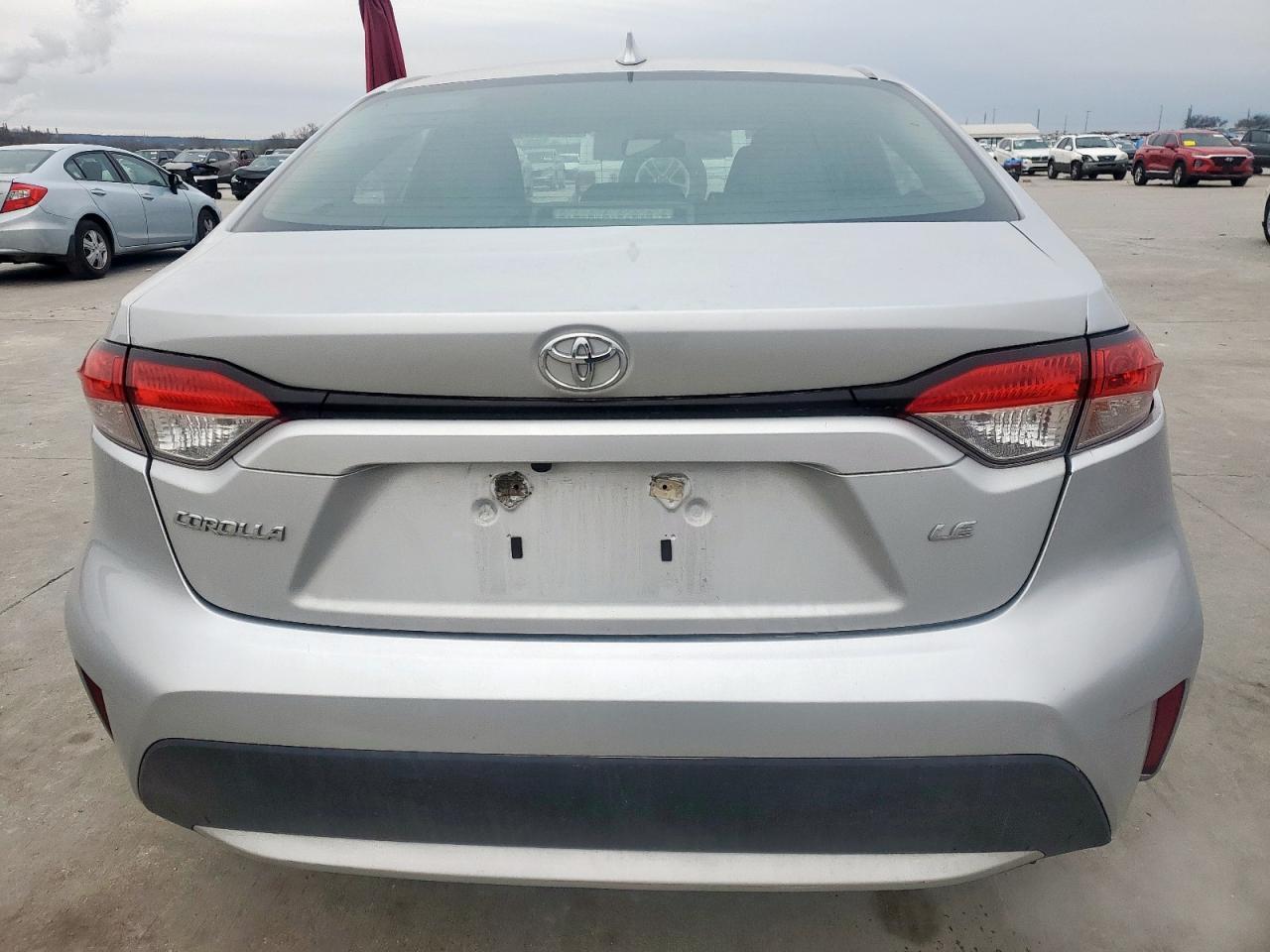 2021 TOYOTA COROLLA LE - Фото 6
