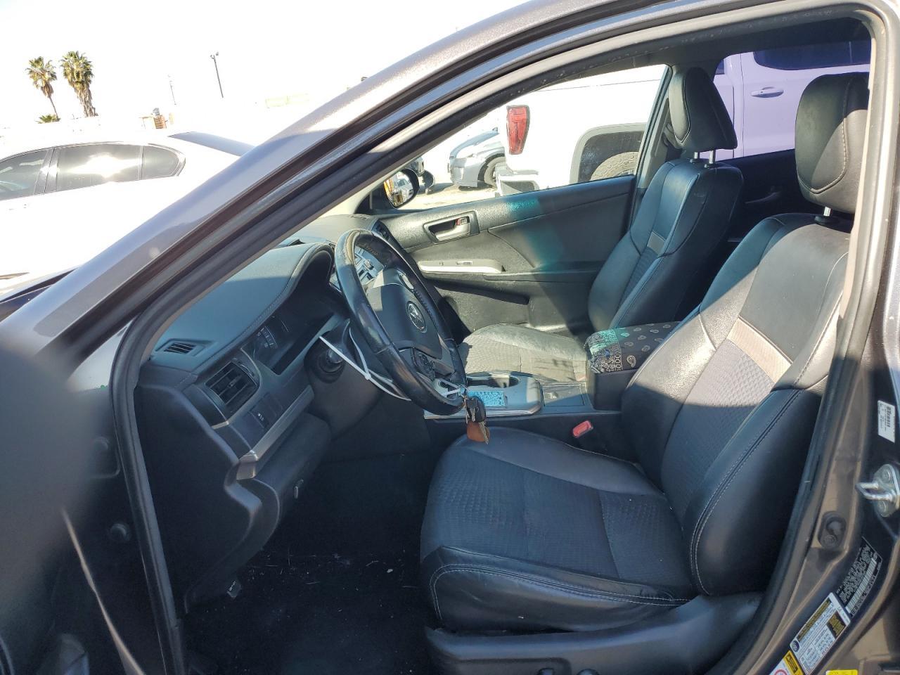 2014 TOYOTA CAMRY L - Image 7