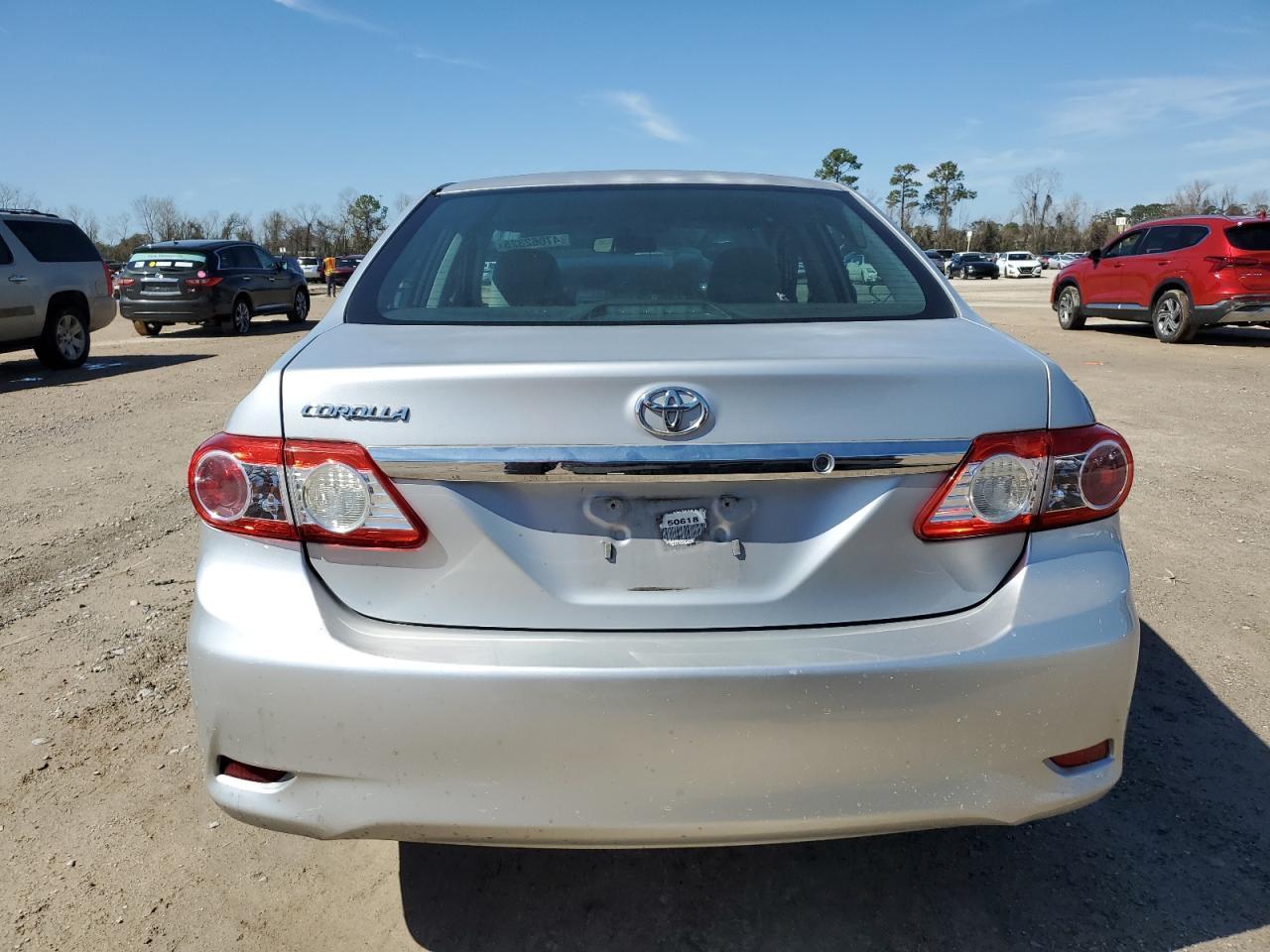 2013 TOYOTA COROLLA BA - Image 6