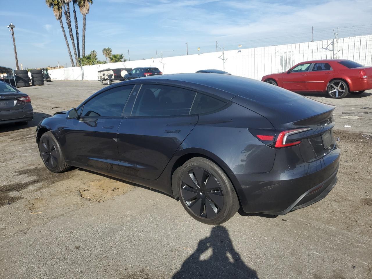 2024 TESLA MODEL 3 - Фото 2
