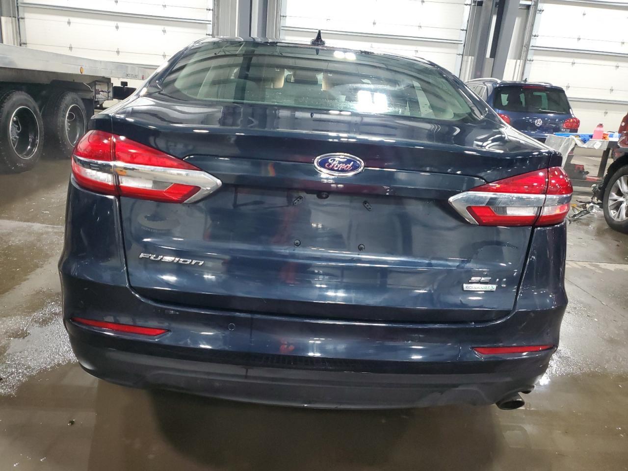 2020 FORD FUSION SE - Image 6