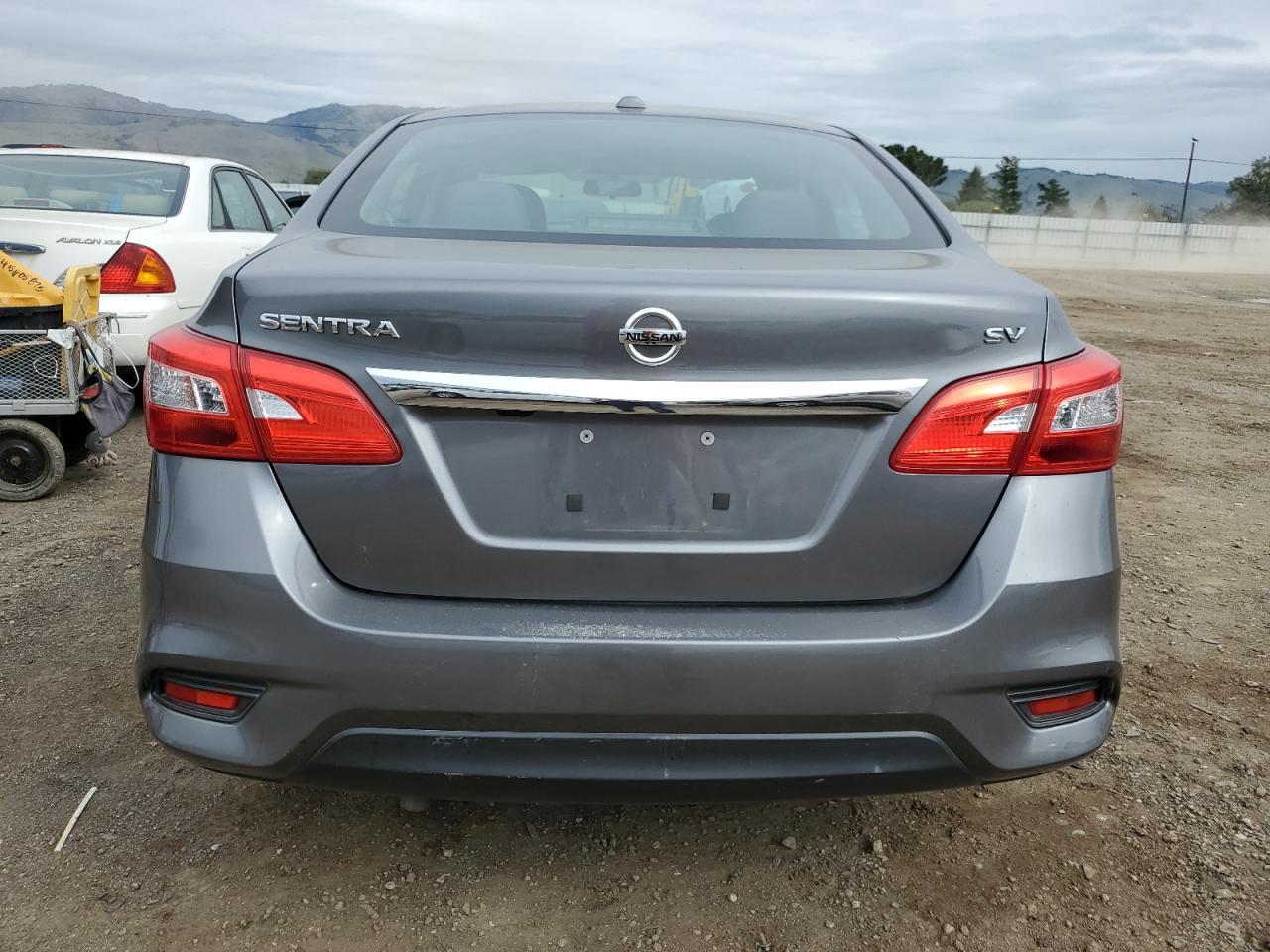 2017 NISSAN SENTRA S - Фото 6