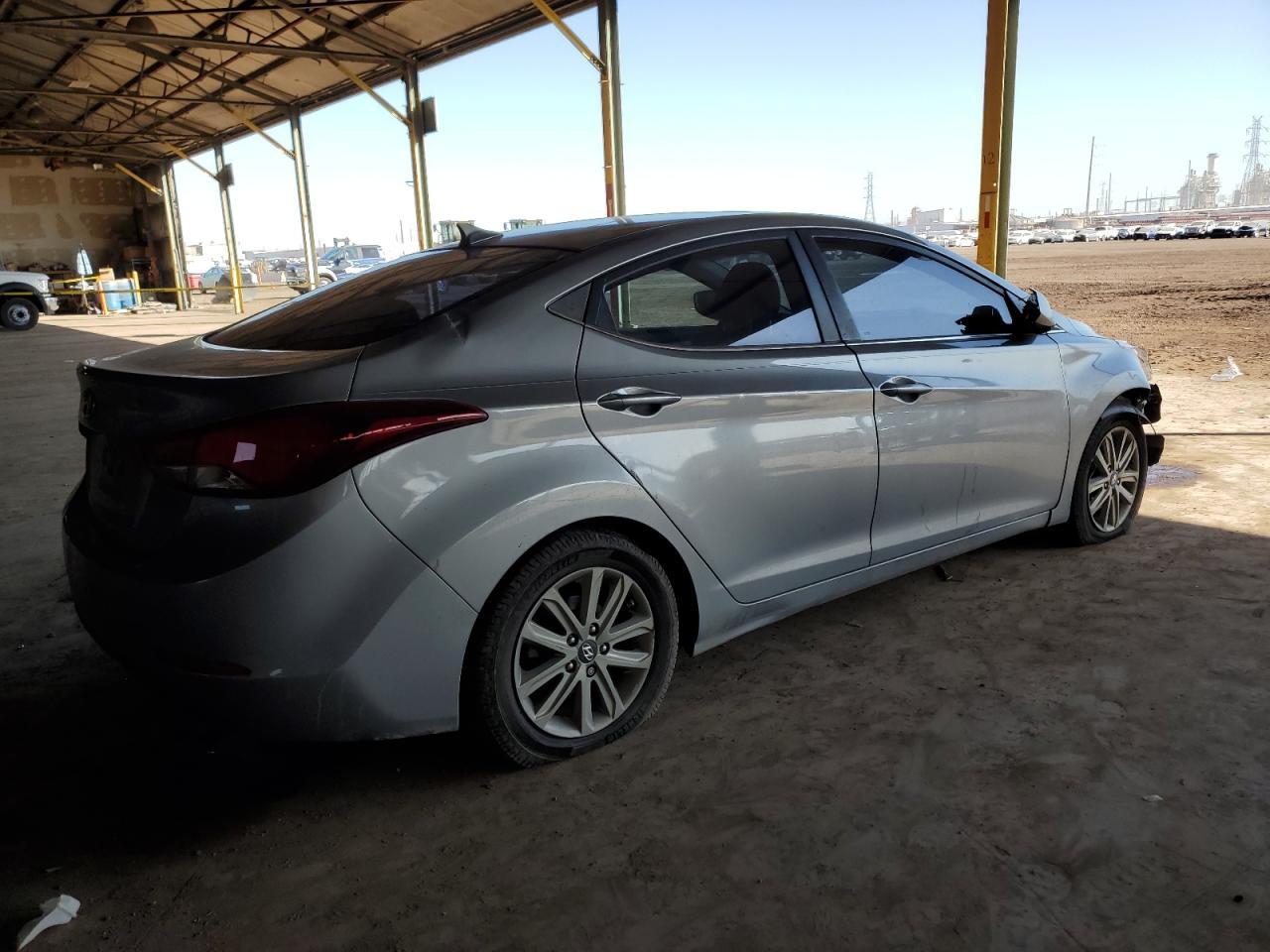 2015 HYUNDAI ELANTRA SE - Фото 3
