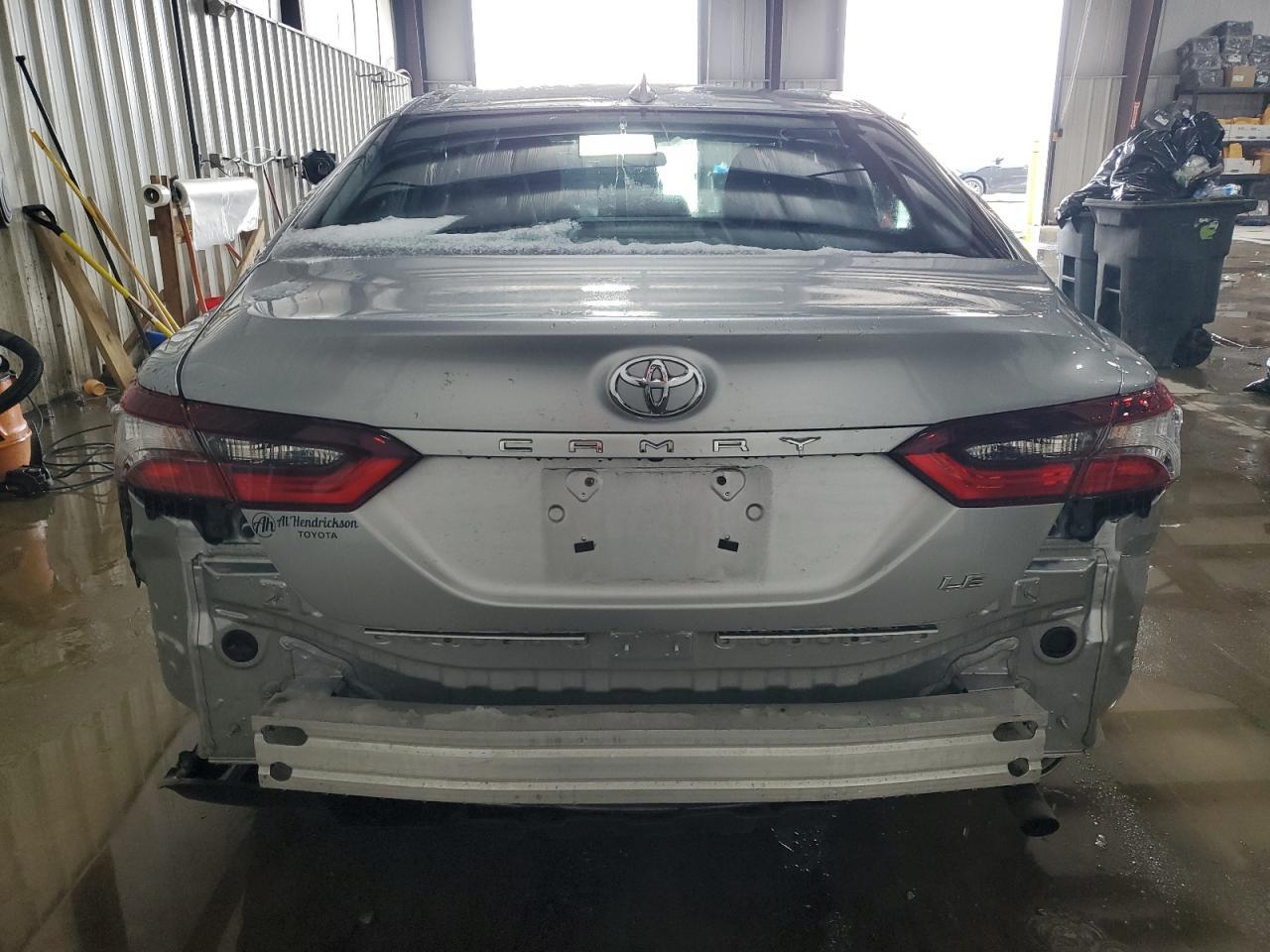 2023 TOYOTA CAMRY LE - Фото 6