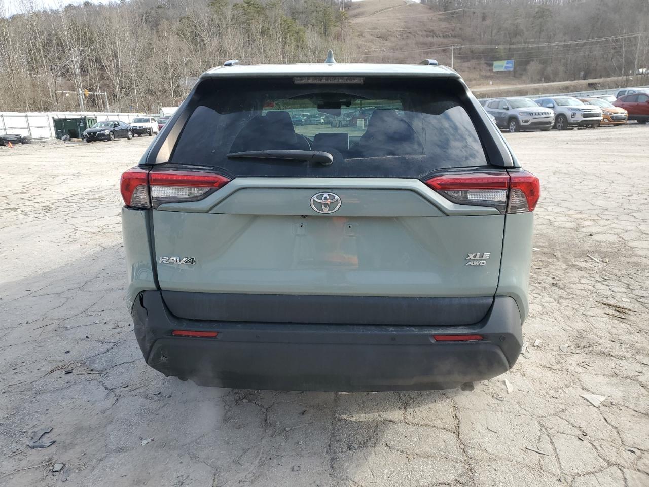 2019 TOYOTA RAV4 XLE P - Image 6