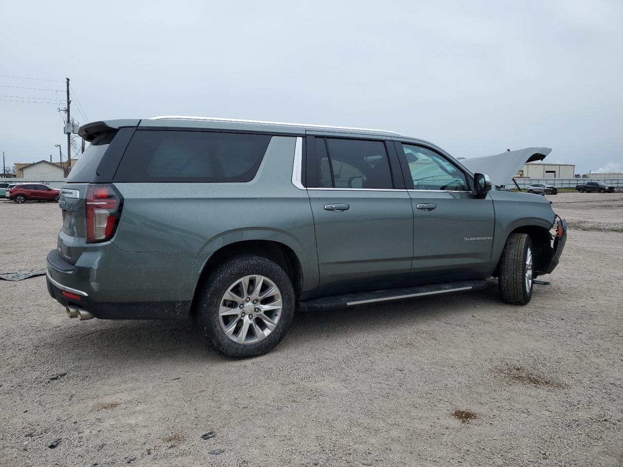 2023 CHEVROLET SUBURBAN C - Image 3