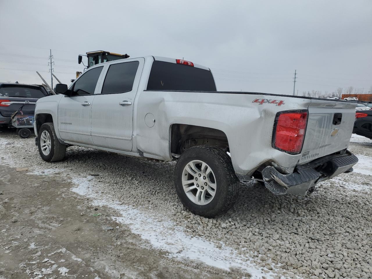 2017 CHEVROLET SILVERADO - Image 2