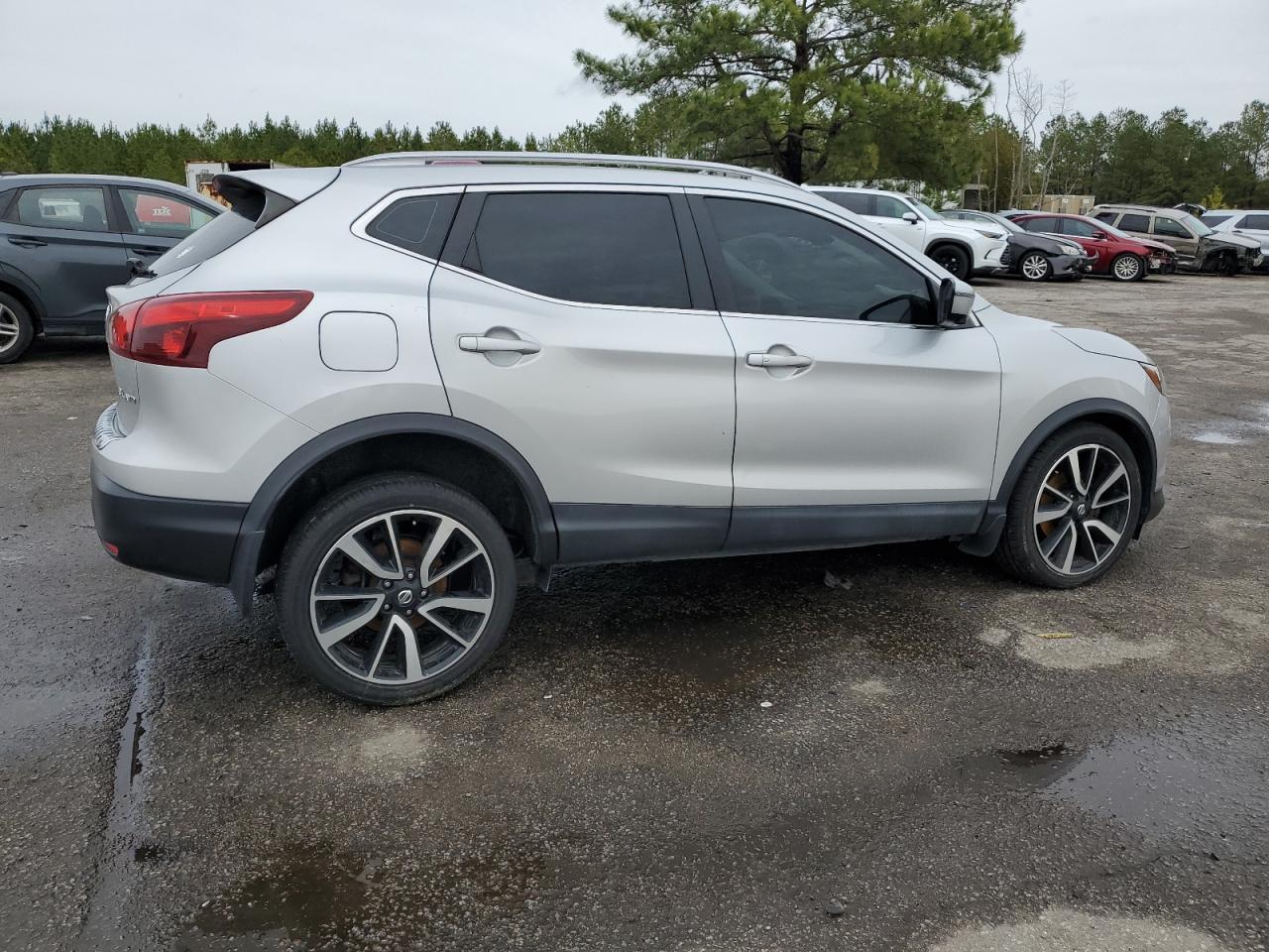 2017 NISSAN ROGUE SPOR - Image 3