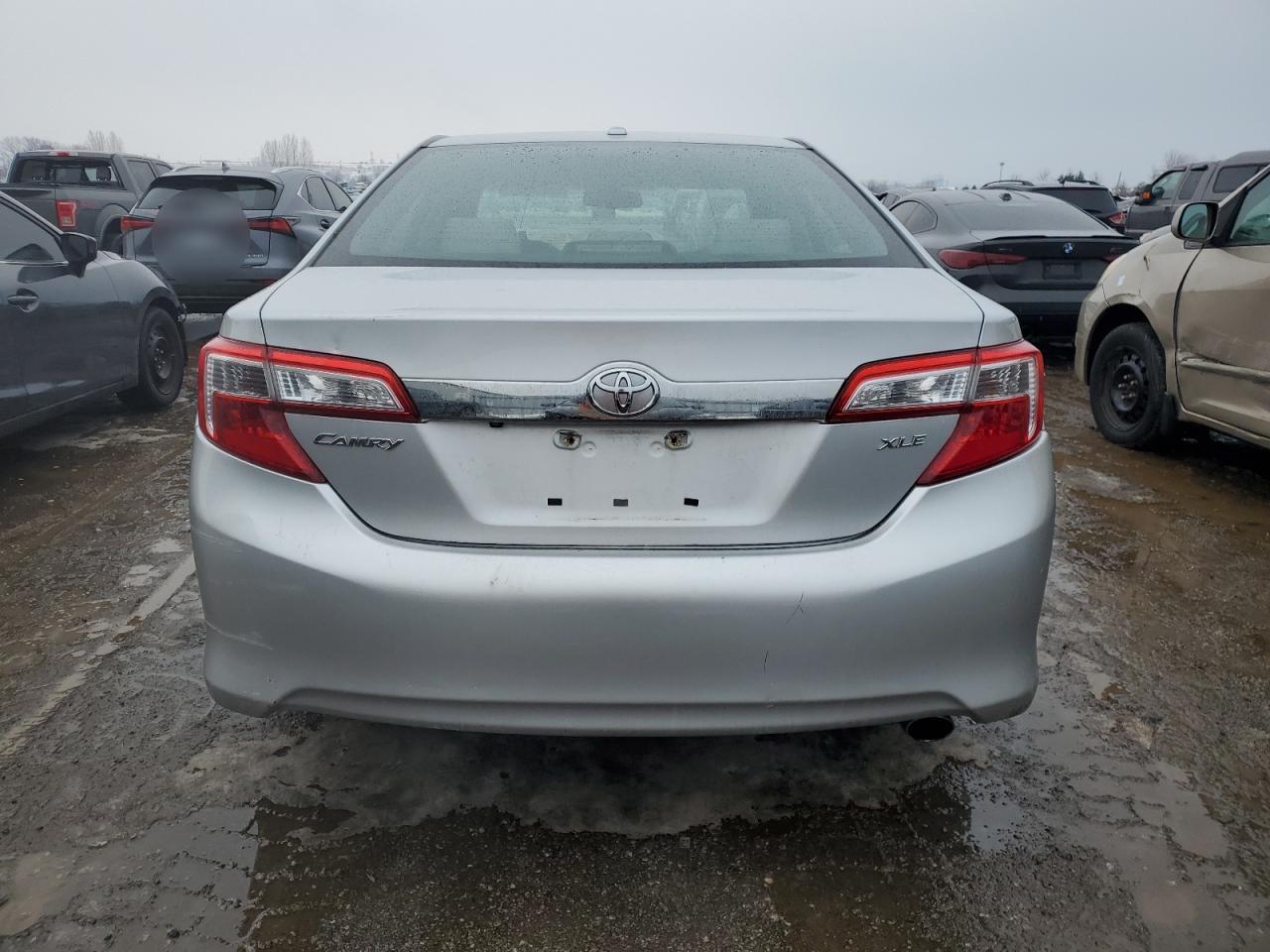 2012 TOYOTA CAMRY XLE - Фото 6