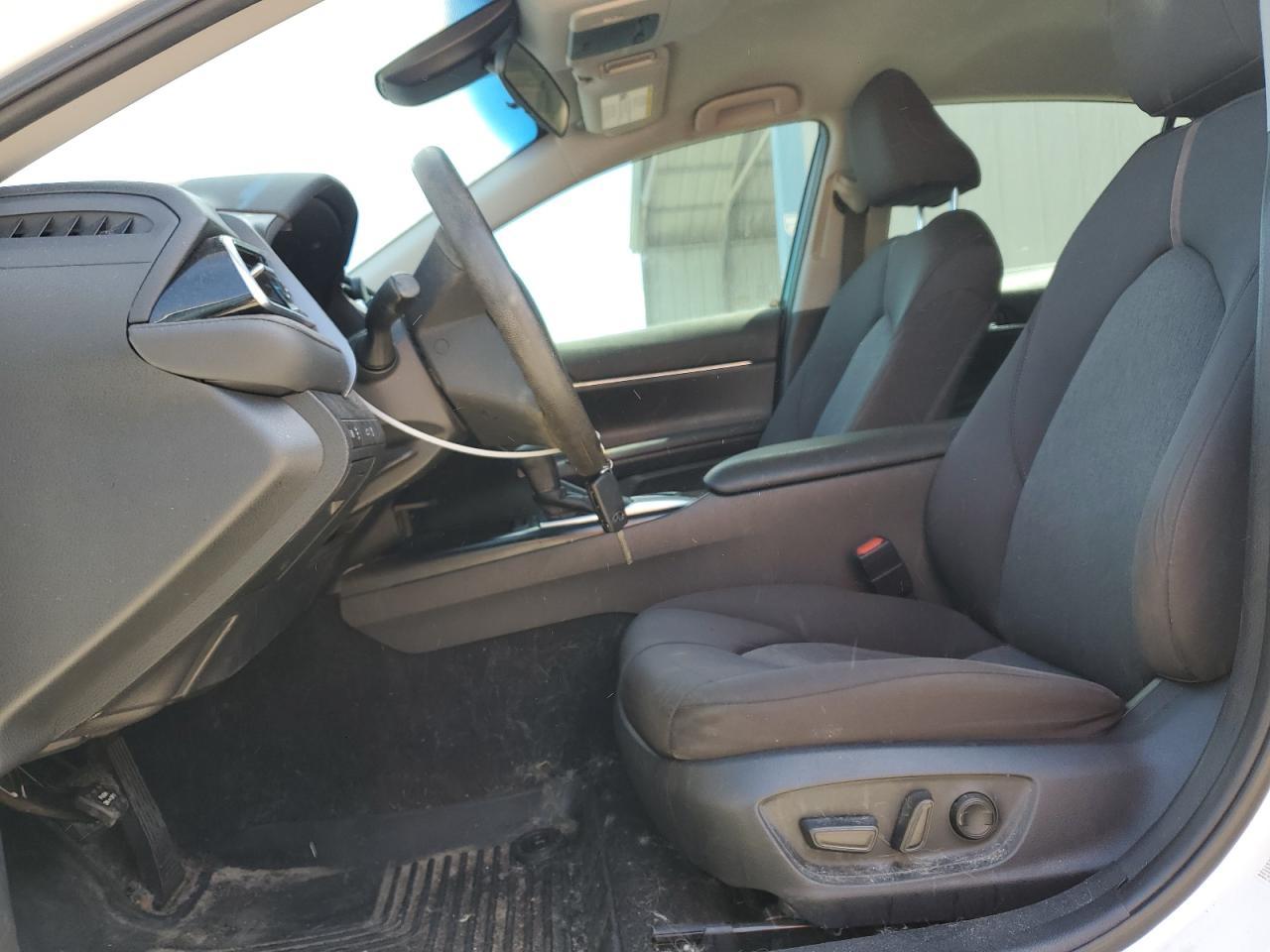 2018 TOYOTA CAMRY L - Image 7