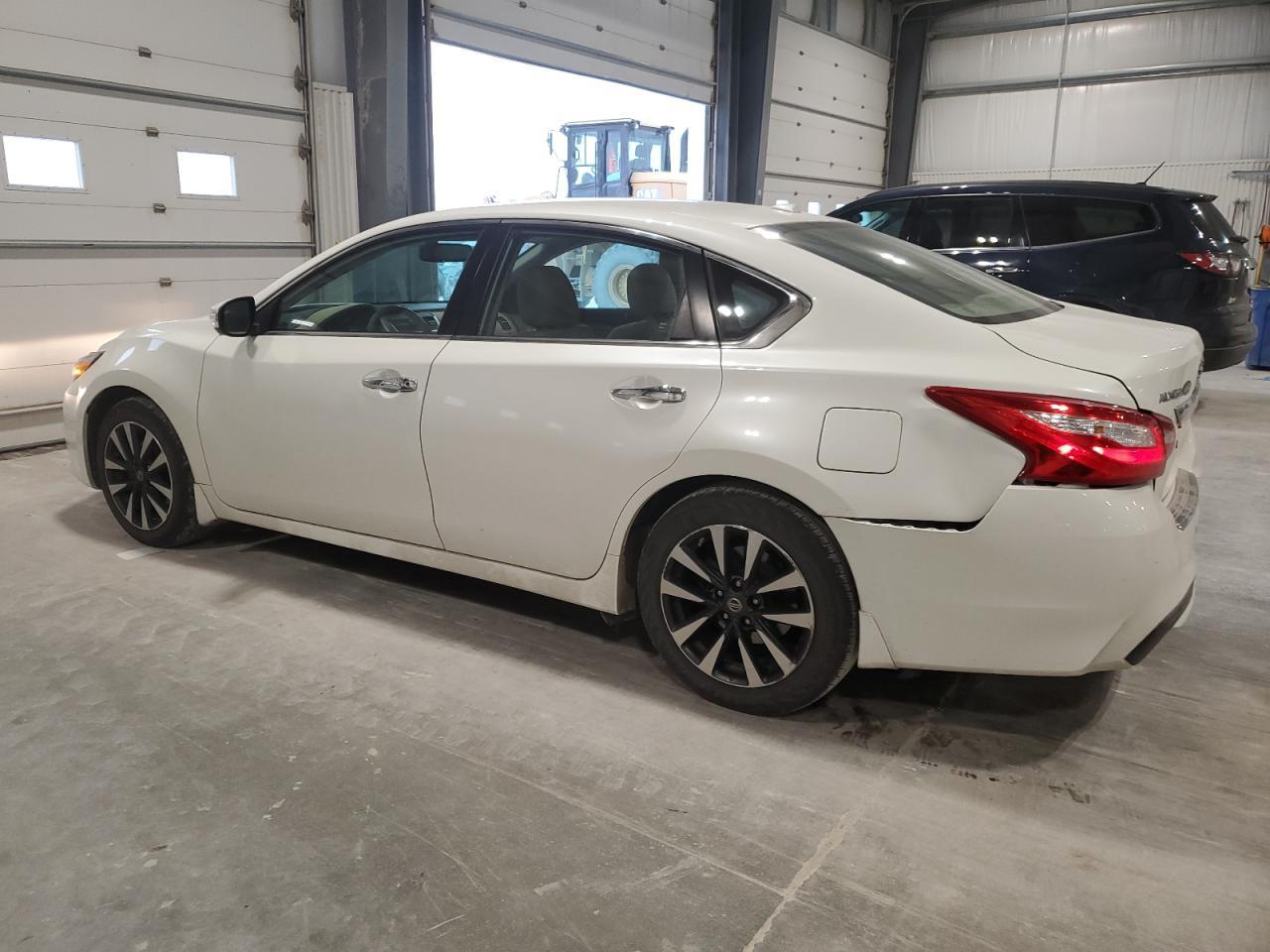 2016 NISSAN ALTIMA 2.5 - Фото 2