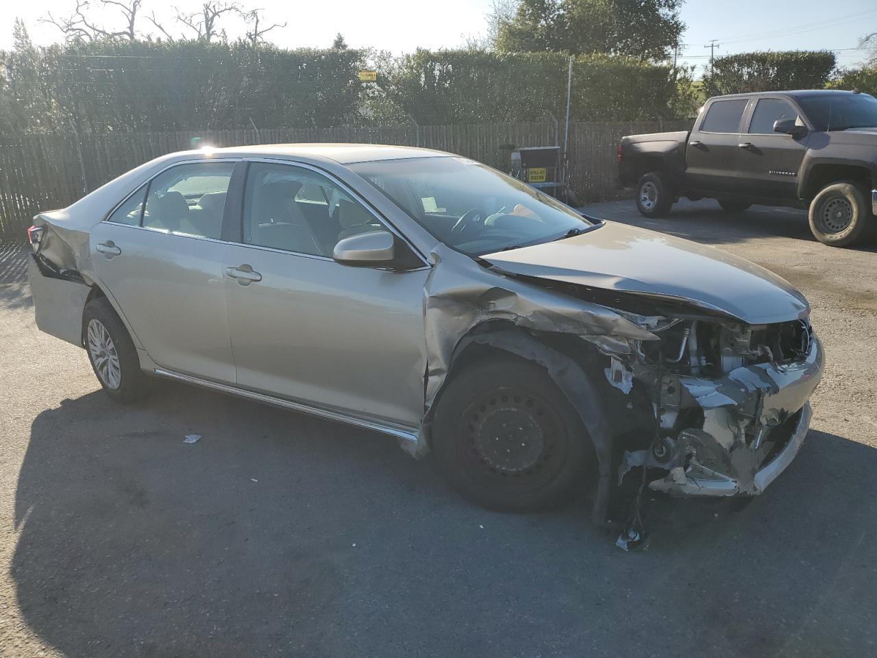 2013 TOYOTA CAMRY L - Фото 4