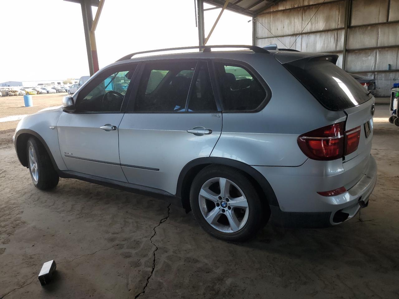 2011 BMW X5 XDRIVE3 - Image 2