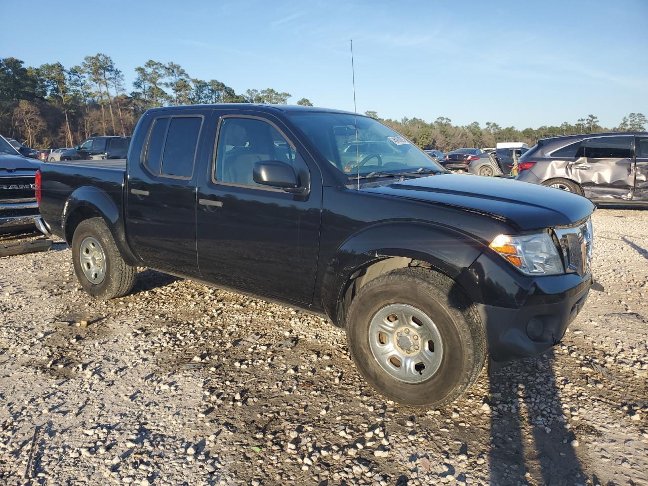 2016 NISSAN FRONTIER S - Image 4