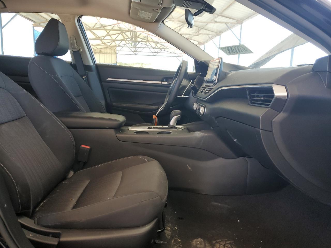 2022 NISSAN ALTIMA SV - Image 7
